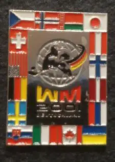 ХОККЕЙ ЗНАЧОК ЧЕМПИОНАТ МИРА ПО ХОККЕЮ 2001 IIHF WORLD HOCKEY CHAMPIONSHIP PIN