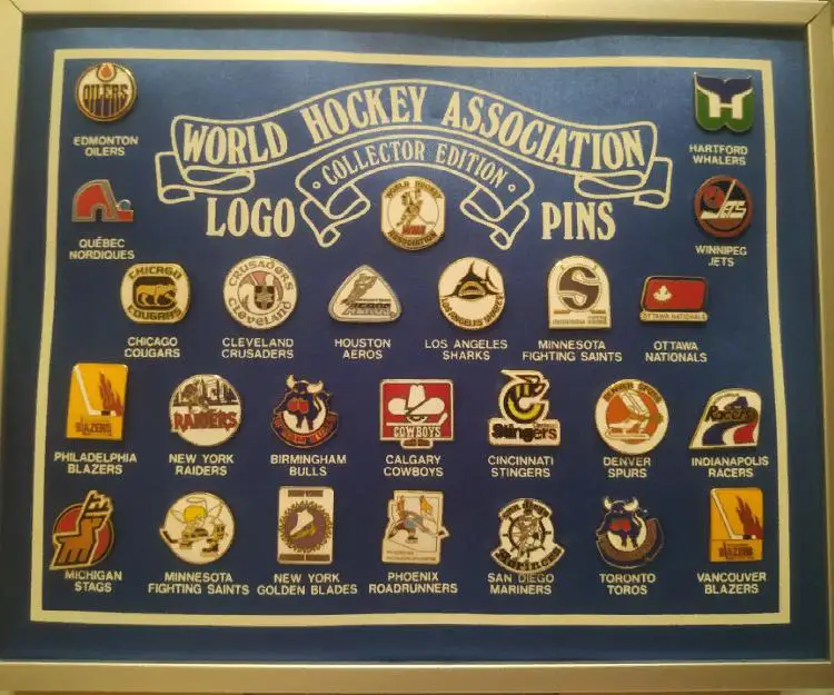 ХОККЕЙ КОЛЛЕКЦИОННЫЙ НАБОР ЗНАЧКОВ 1977 ВХА КЛУБЫ WHA LOGO PIN COLLECTOR EDITION 4