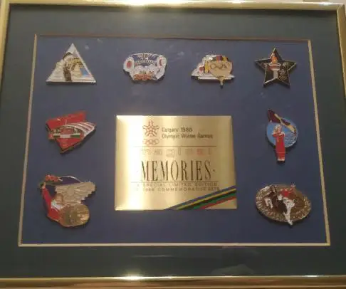 ХОККЕЙ НАБОР ЗНАЧКОВ 1988 КАЛГАРИ ОЛИМПИЙСКИЕ ИГРЫ CALGARY HOCKEY PIN#8 3