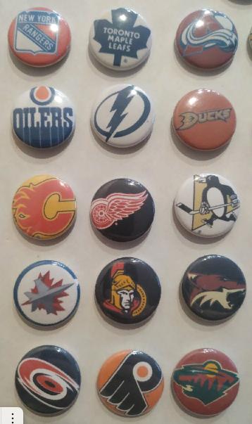 ХОККЕЙ НАБОР ЗНАЧКОВ КОМАНДА НХЛ ПУГОВИЦЫ 2010 TEAM NHL BUTTON HOCKEY PIN #31 3