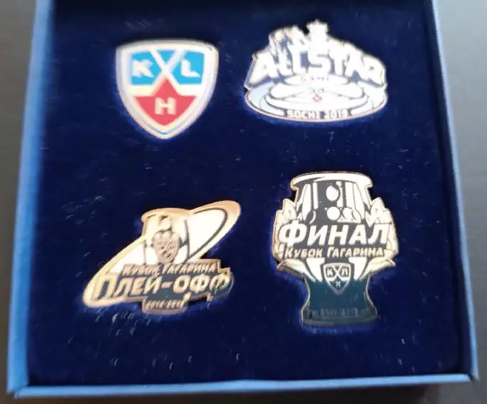 ХОККЕЙ НАБОР ЗНАЧКОВ КХЛ СОЧИ СЕЗОН 2014-2015 KHL OFFICIAL SEASON HOCKEY PIN #4
