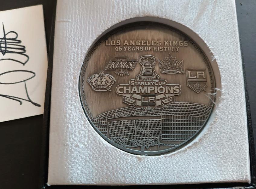 ХОККЕЙ МЕДАЛЬ НХЛ ЛОС АНДЖЕЛЕС КИНГС 45 ЛЕТ NHL LOS ANGELES KINGS MEDAL