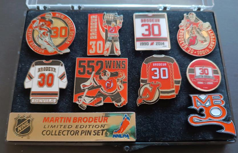НАБОР ЗНАЧКОВ НХЛ 30 ДЖО МАРТИН БРОДО NHL MARTIN BRODEUR COLLECTOR PIN SET #10