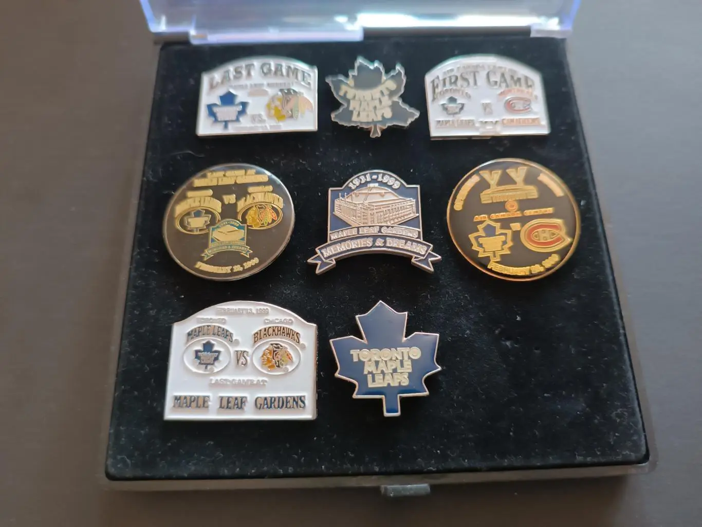 ХОККЕЙ НАБОР ЗНАЧКОВ НХЛ ТОРОНТО ГАРДЭНС 1931-99 NHL TORONTO GARDENS PIN SET #8 2