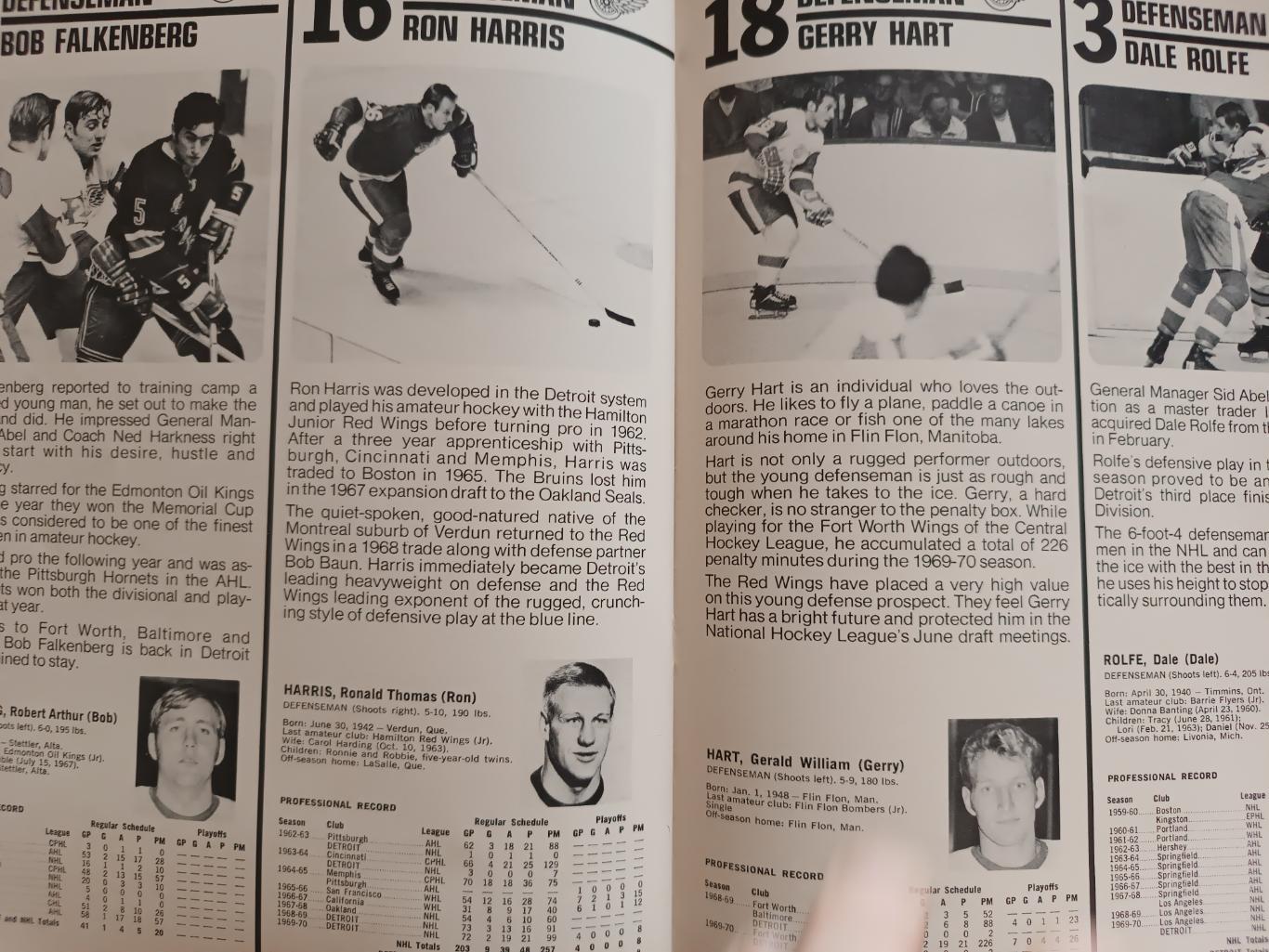 ХОККЕЙ КНИГА АЛЬБОМ НХЛ ГОРДИ ХОУ 25 СЕЗОНОВ NHL 1970 GORDIE HOWE 25 NHL SEASONS 5