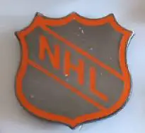 ЗНАК ХОККЕЙ НХЛ ЩИТ ЭМБЛЕМА NHL VINTAGE ORANGE COLORED SHIELD LOGO PIN 3