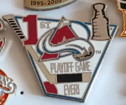 ХОККЕЙ ЗНАK НХЛ 1 КУБОК СТЭНЛИ КОЛОРАДО ЭВАЛЭНШ 1996 NHL COLORADO AVALANCHE PIN 1