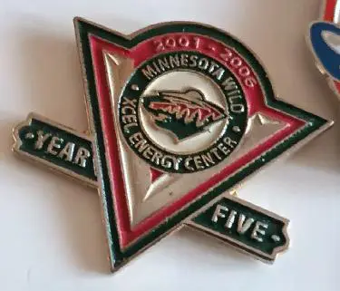 ХОККЕЙ ЗНАK НХЛ 5 СЕЗОНОВ МИННЕСОТА ВАЙЛД 2001-2006 NHLMINNESOTA WILD PIN 1