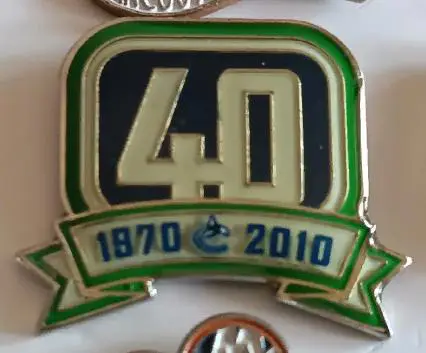 ХОККЕЙ ЗНАK НХЛ 40 ЛЕТ ВАНКУВЕР 1970-2010 NHL ANNIVERSARY VANCOUVER CANUCKS PIN
