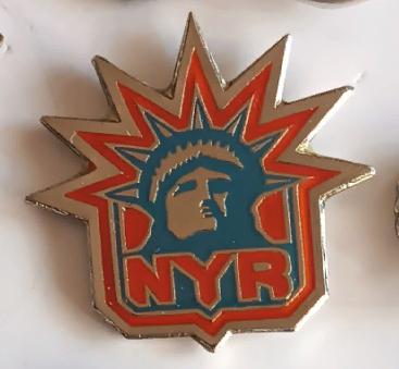 ХОККЕЙ ЗНАК НХЛ СТАТУЯ СВОБОДЫ НЬЮ ЙОРК РЭЙНДЖЕРС 1994 NHL NEW YORK RANGERS PIN