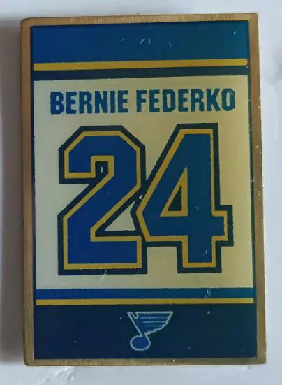 ХОККЕЙ ЗНАK НХЛ БЛЮЗ БЕРНИ ФЕДЕРКО NHL BERNI FEDERKO BLUES RETIREMENT #24 PIN 1