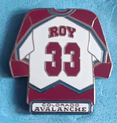 ХОККЕЙ ЗНАK НХЛ КОЛОРАДО ДЖЕРСИ ПАТРИК РОЙ NHL JERSEY COLORADO RATRIC ROY #33PIN
