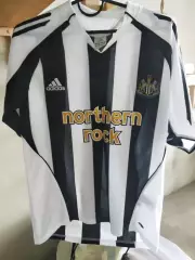 Футболка коллекционная adidas NEWCASTLE UNITED.НЬЮКАСЛ ЮНАЙТЕД.Оптом скидки 30%!