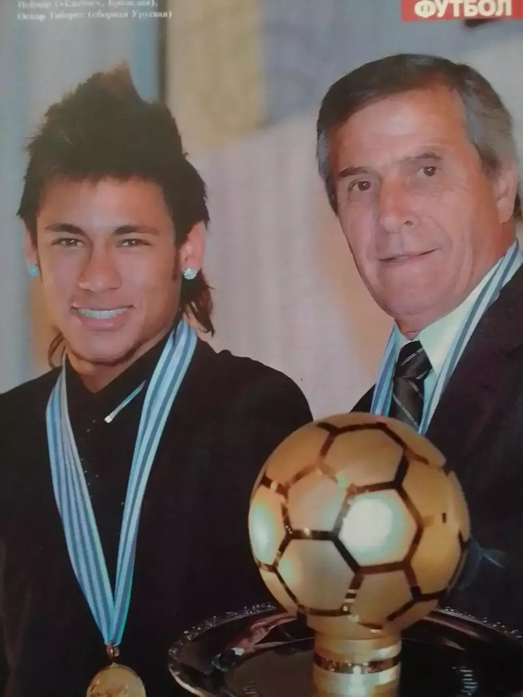 ФУТБОЛ № 7.(UA). 2012. У.Снайдер против Сеймура. Постера-Бэкхем, Неймар. Опт 30% 2