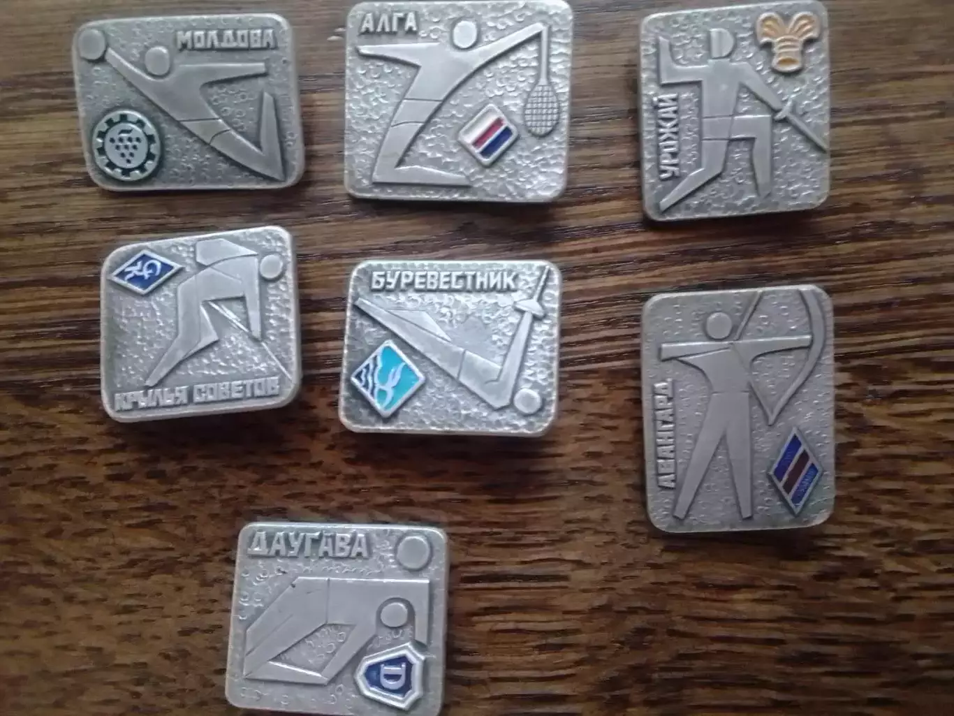 Футбольн значок. ФК ШАХТЕР серия. Оптом скидки до 30%! 7