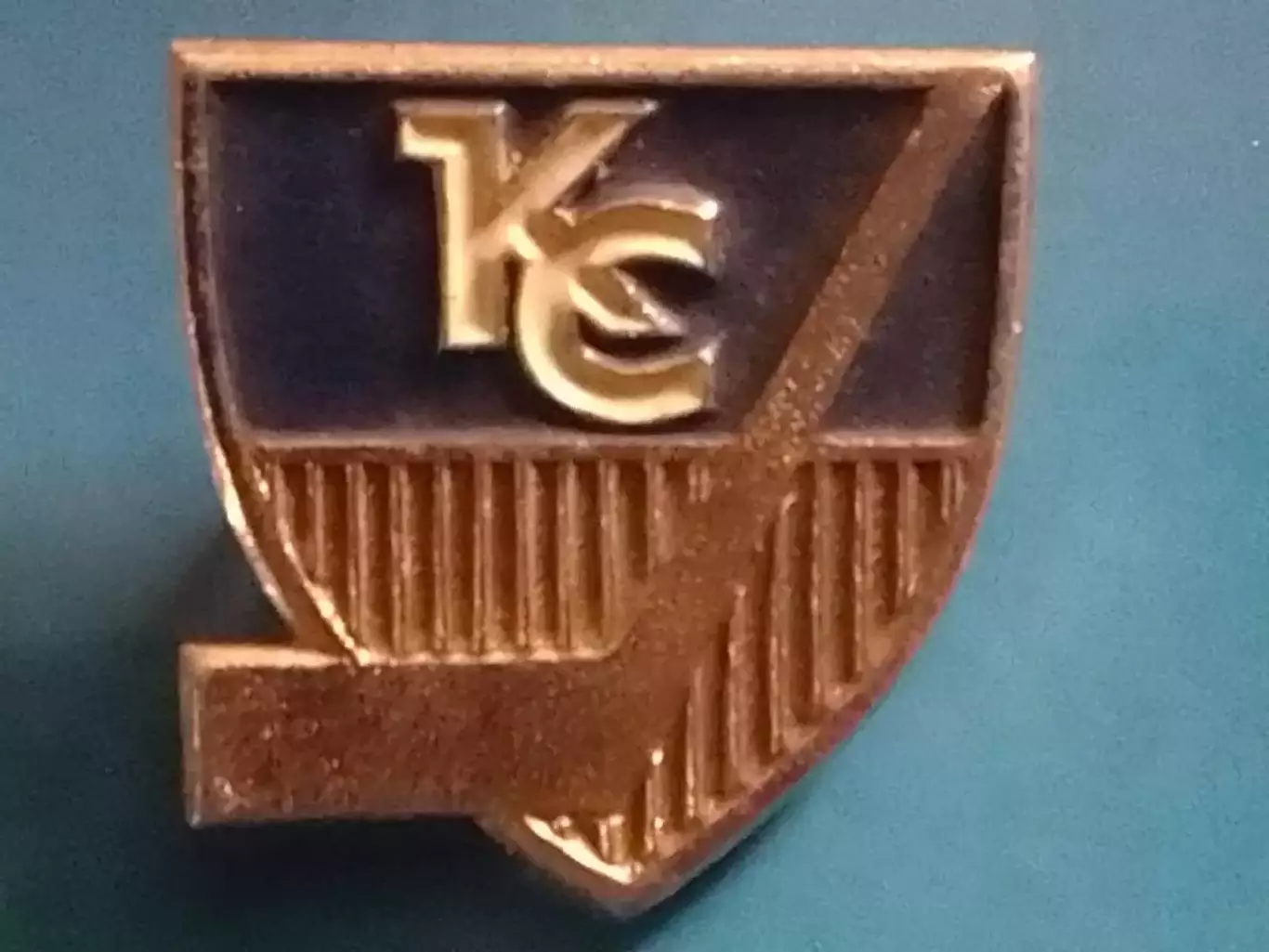 Хоккейный значок. КРЬІЛЬЯ СОВЕТОВ. Hokey Badge. Оптом скидки 30%!