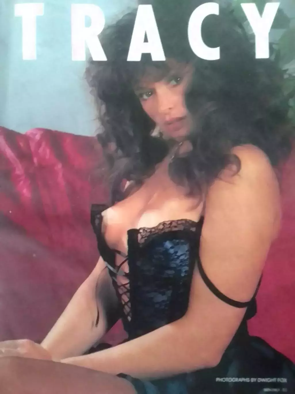 TRACY/ ТРЕЙСИ. 4 cтр. MEN ONLY USA 22 Х 30 см. Оптом скидки до 30%!