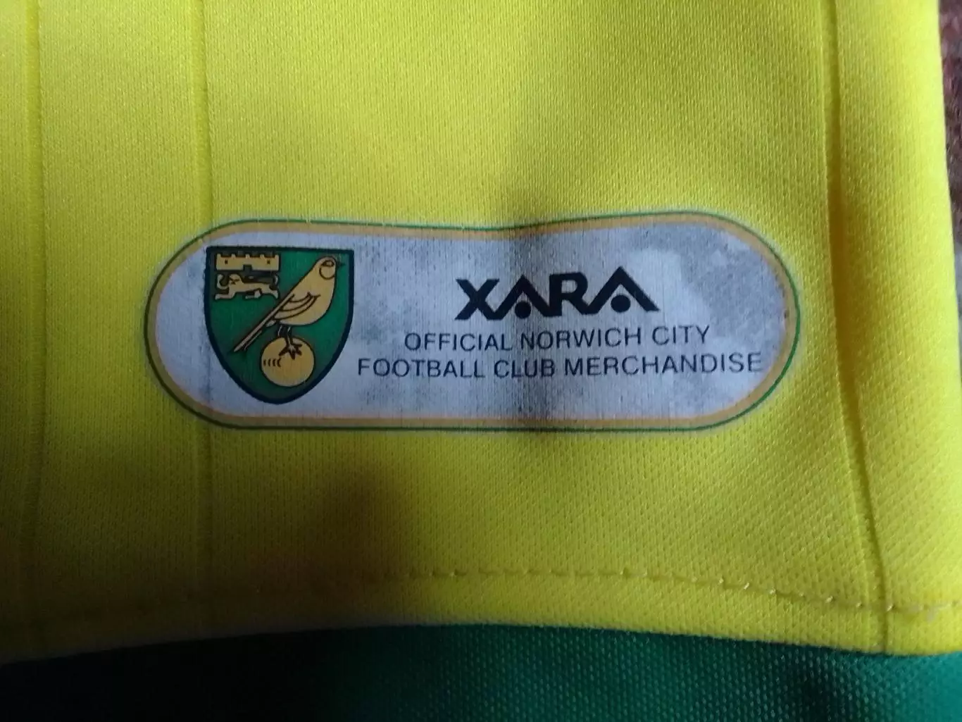 Фирменная футболка NORWICH CITY F.C. НОРВИЧ СИТИ. Домашняя. Оптом скидки до 30%! 1
