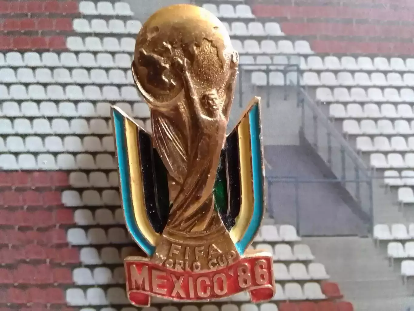 Футбольн. значок. MEXICO 86. МЕХИКО 1986. Footbal Badge. Оптом скидки до 30%!