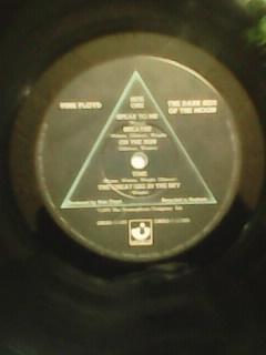 LP. PINK FLOYD-The Dark Side Of The Moon.(made in USA). 1