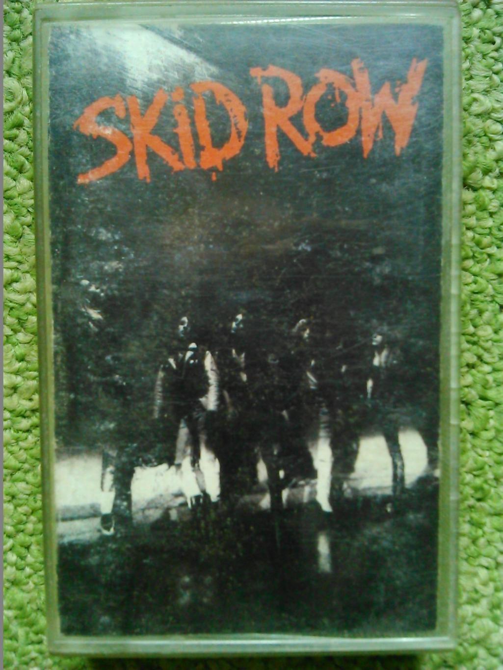 MC/аудиокассета SKID ROW 1989 фирменная USA. Оптом скидки до 50%!