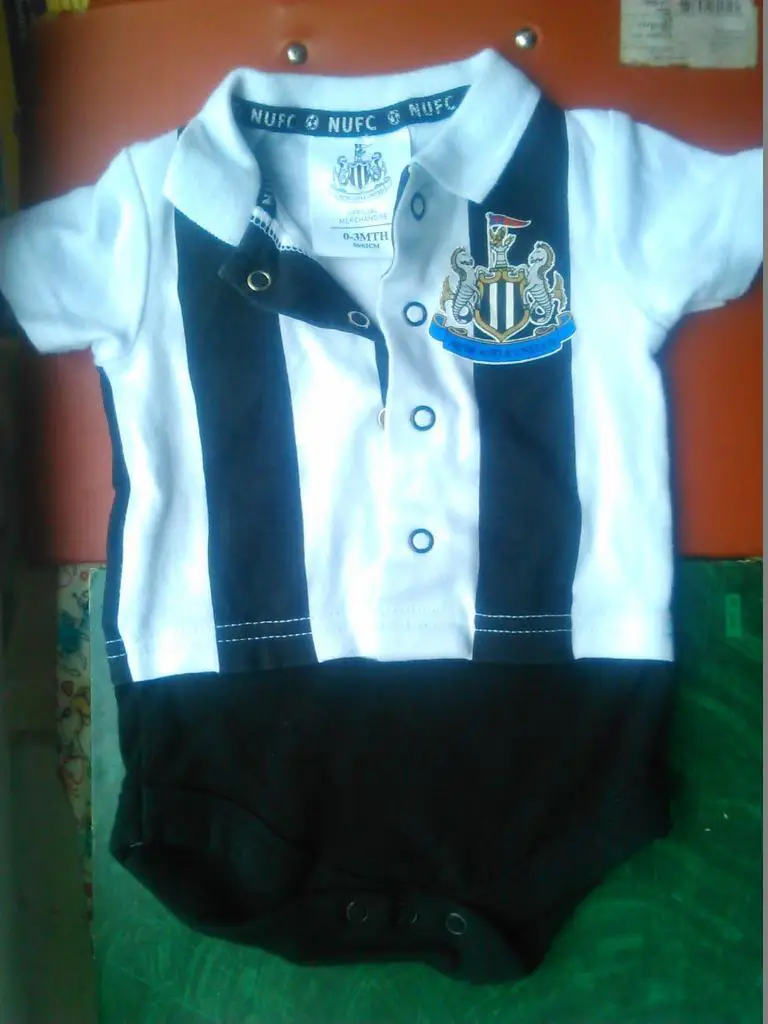 футболка для младенца-распашенка НЮКАСЛ ЮНАЙТЕД!