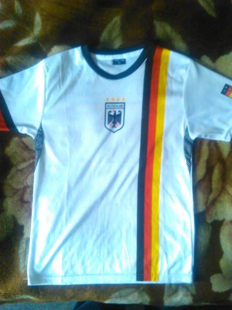 футболка сборной Германии №10 к Чемпионату мира 2014! Оптом скидки до 36%!