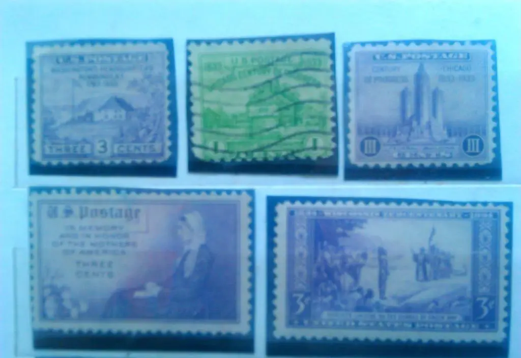 US Postage.1933 г.№572.Чикаго 1833-1933. св-зелён.-1 цент.( гашеная.)