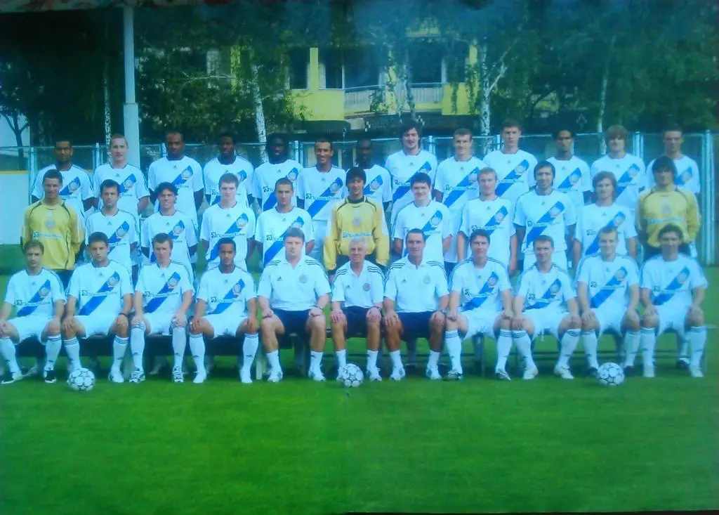 ДИНАМО (КИЕВ)- 2007./ШАХТЕР (Донецк)-2007.(на 2 страницы) разм.42х28 см.