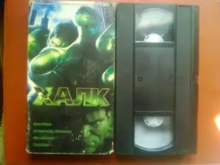 видеокассета.-.ХАЛК. Фантастический боевик -2003.