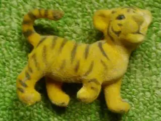 Тигренок, игрушка из Германии Детям переселенцев бесплатно