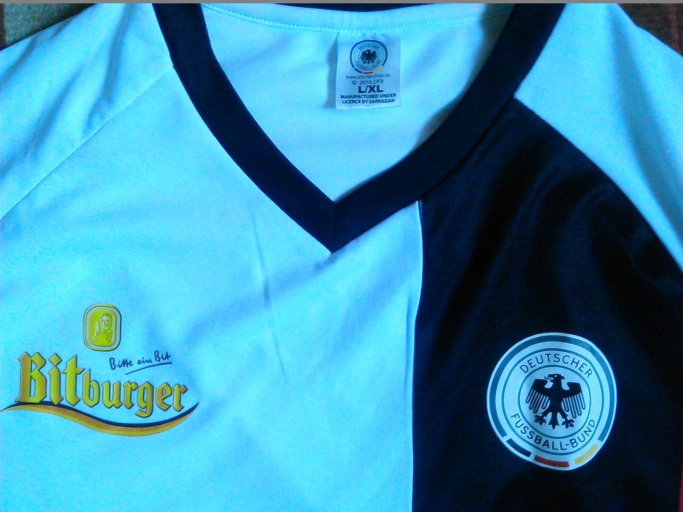 футболка болельщика сборной Германии 2010 с автографами футболистов 4
