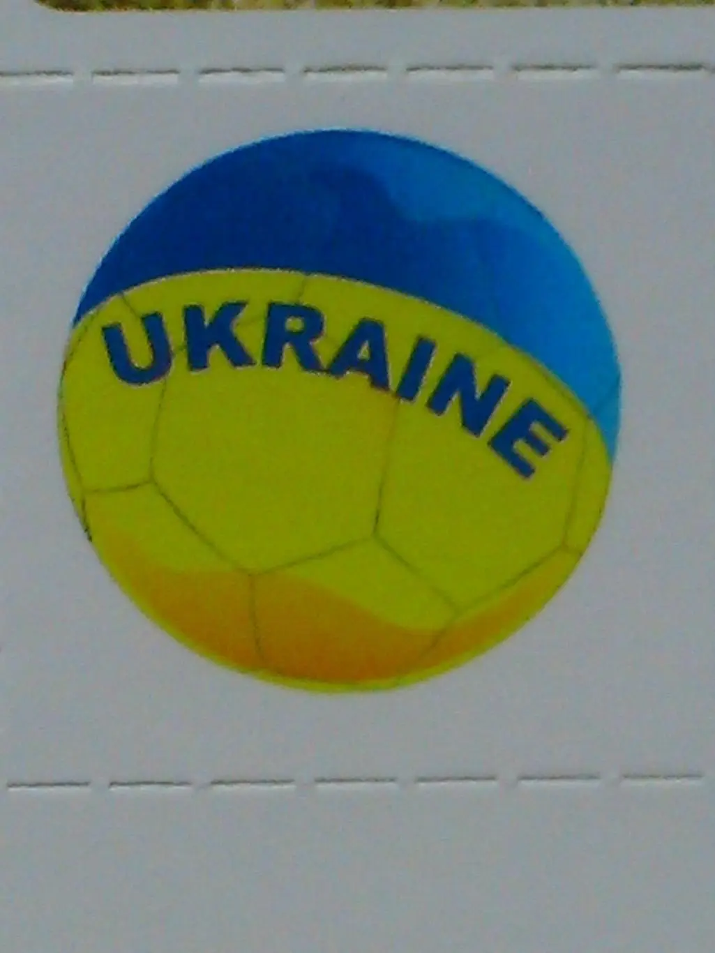 Наклейка UKRAINE (2.5 х 3 см.) Гуртом знижки до 50%