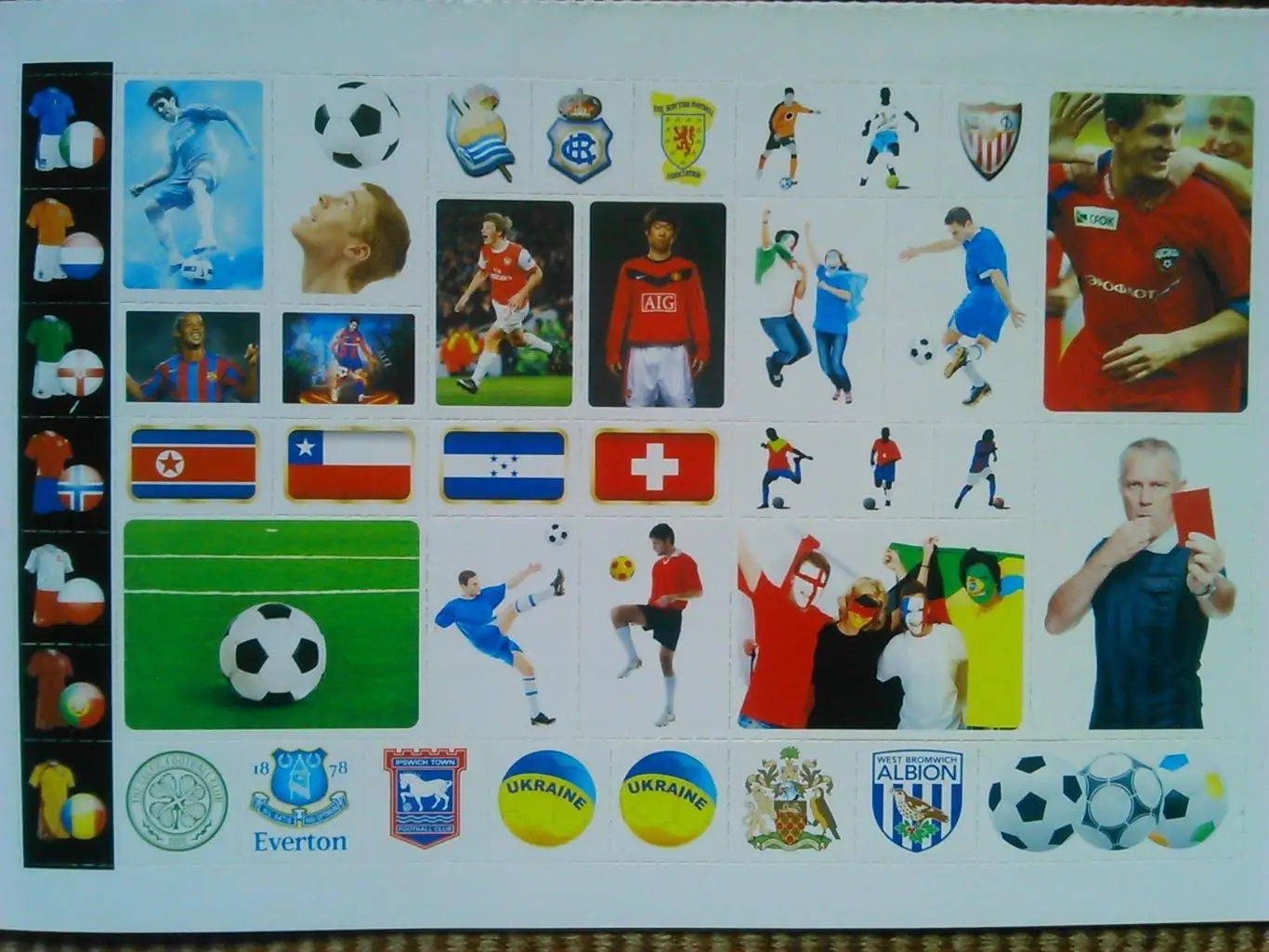 Лист НАКЛЕЕК.(40 шт.), форма сборных, гербы клубов, флаги, футбольная атрибутика