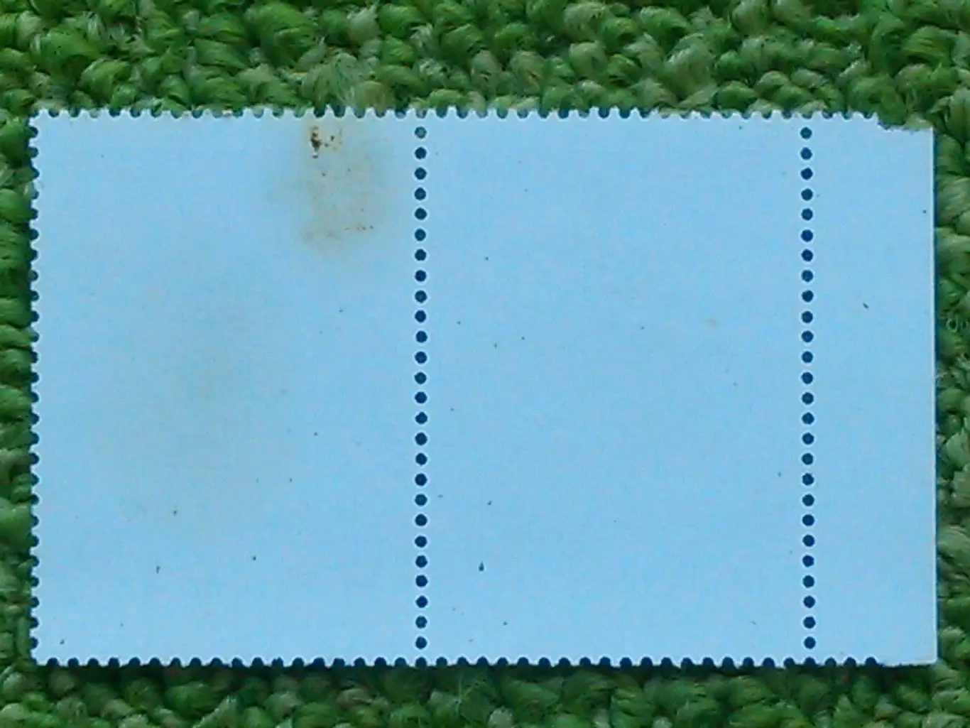 Україна.1999. №254 (329). Бджола. дубль (л.кр.) коллекц. марка. Оптом скидки 50% 1