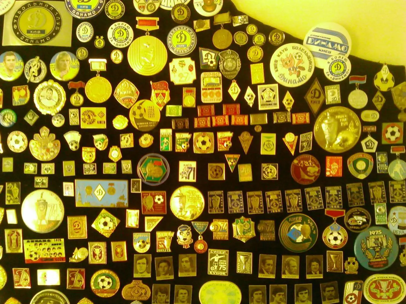 Футбольн. значок. ДИНАМО Київ 1971. Ukraine Footbal Badge. Оптом скидки до 48%! 6