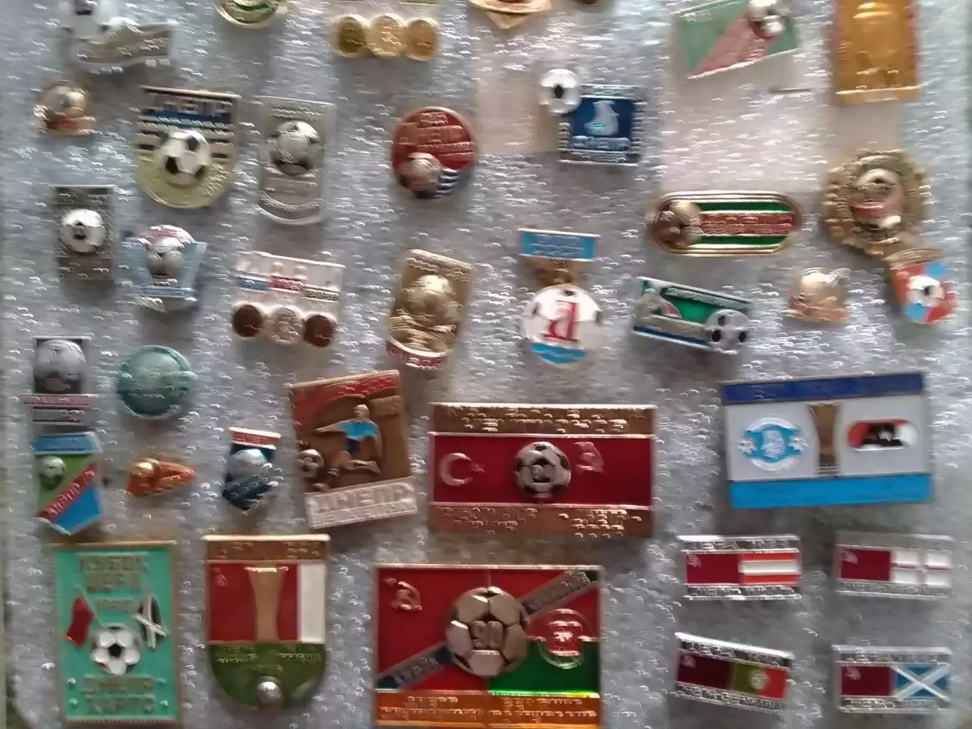 Футбольні значки ДНЕПР, ДНІПРО. Ukraine Footbal Badge. Оптом скидки до 30%! 2