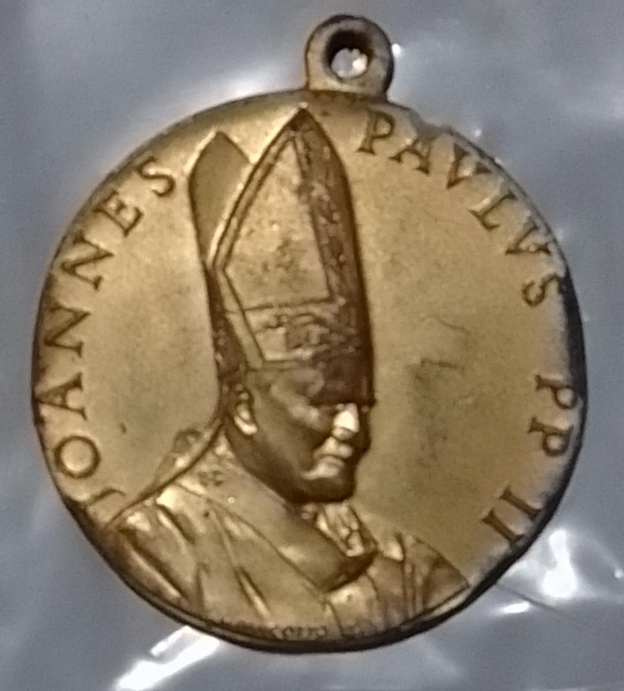 Памятна медаль. Візит Папи Павла-Іоана 2. в Україну в 2001 р Оптом скидки до 45%