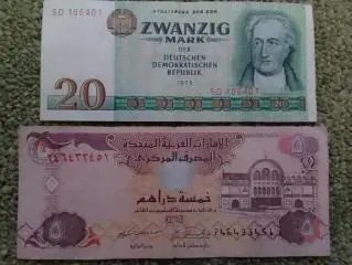 Банкнота. 5 драхм ОАЕ (UNITED ARAB EMIRATES) 2004. обігова Оптом скидки до 35%!