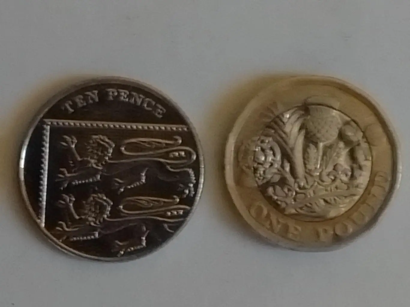 Ten PENCE. 10 пенсов Великобритании 2014. КМ#1110d. Оптом скидки до 36%!