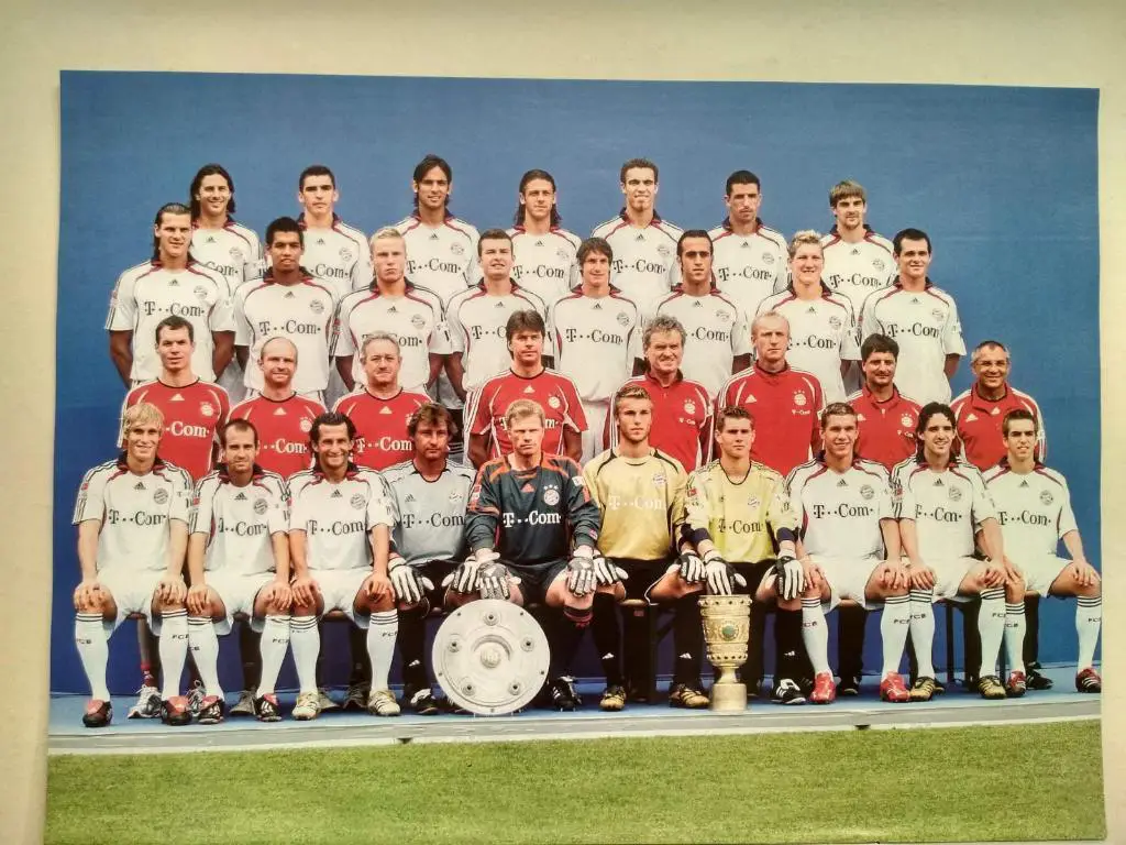 БАВАРИЯ Мюнхен в 2006 г.. 27.5 х 20 см. Оптом скидки до 35%!