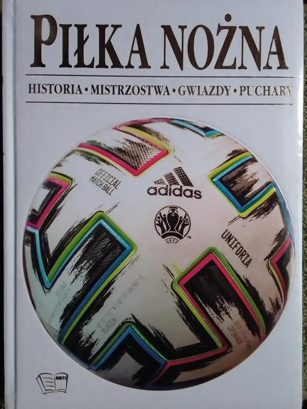ФУТБОЛ. PILKA NOZNA, История. Чемпионати, Зірки.. на польском. Оптом скидки 30%!