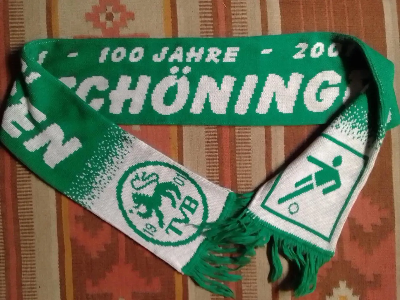 ФК ШОНИНГЕН. Германия. TVB SCHONINGEN. (Шерсть 155 Х 17 см.) Оптом скидки до 32%