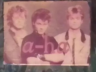 Значок A-HA / А-ХА. Оптом скидки до 31%!