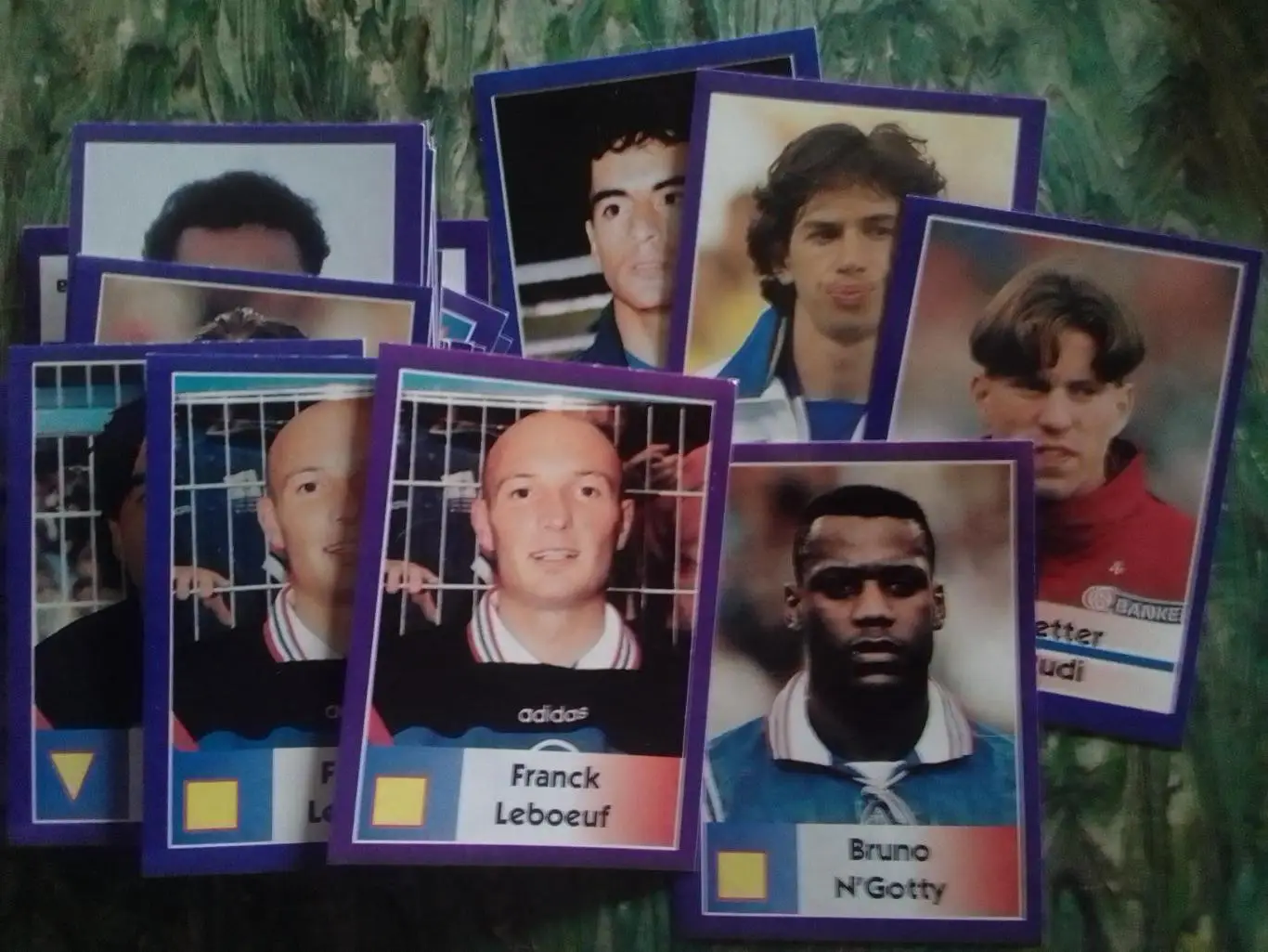 Наклейки WORLD CUP Франция ЧМ 1998. -50 штук. Оптом скидки до 33%