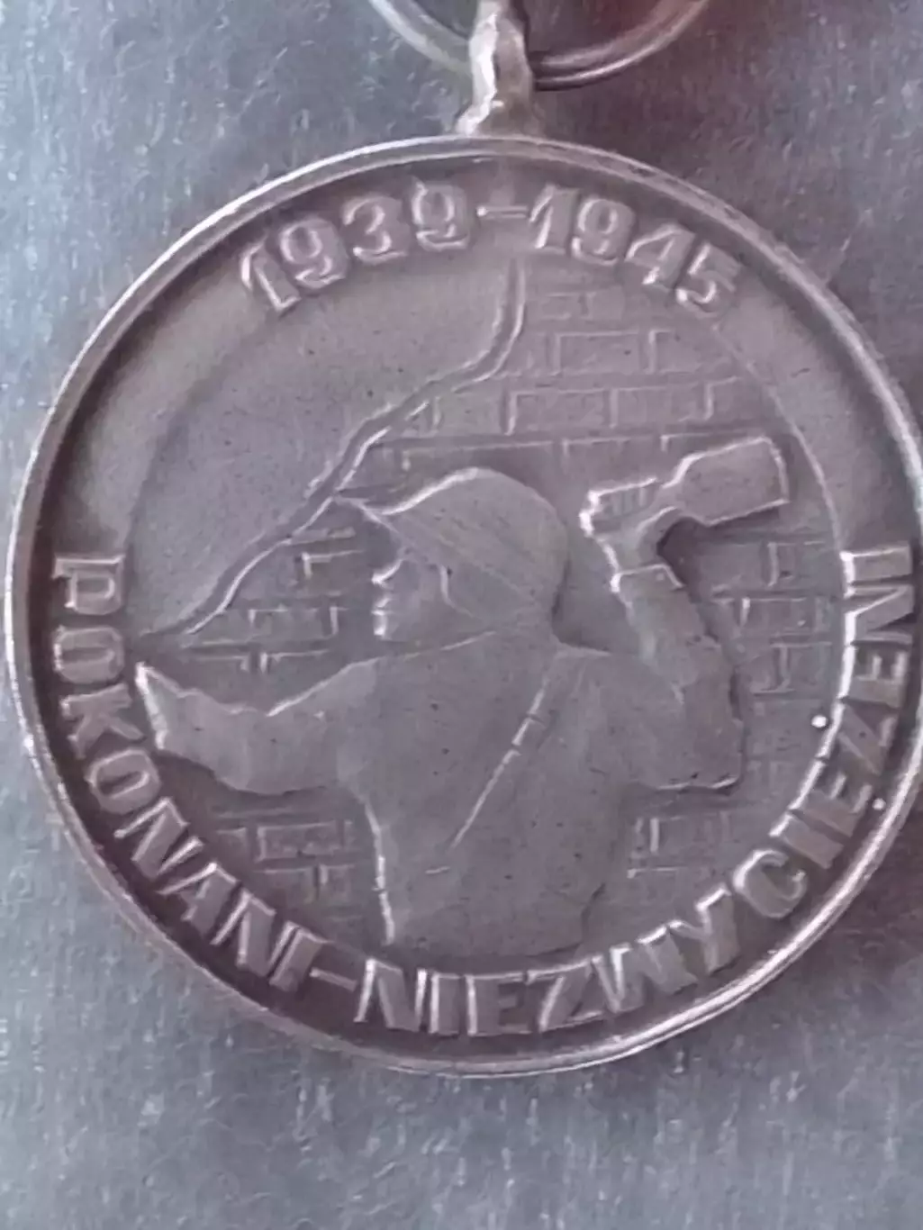 Медаль Польши ZA HONOR I OJCCZYZNE AK 1.VIII.1944. Раритет Оптом скидки до 30%