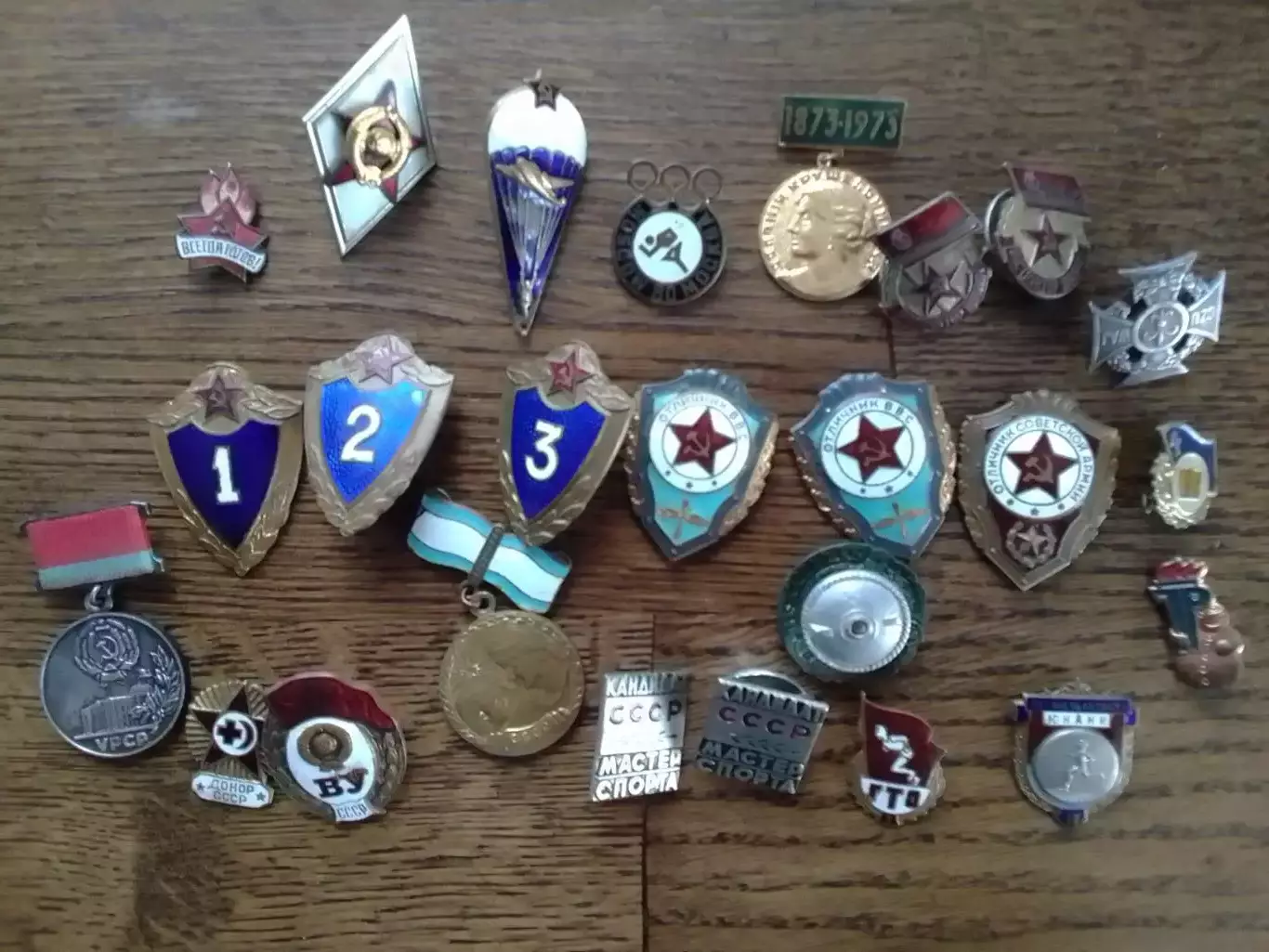 Футбольн. значок. ЧОРНОМОРЕЦЬ Одеса. Раритет. Оптом скидки до 31%! 1