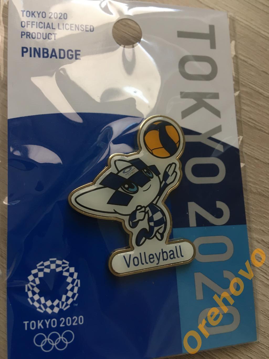Значок Олимпийские игры 2020 волейбол Токио Япония маскот( официальный/цанга)