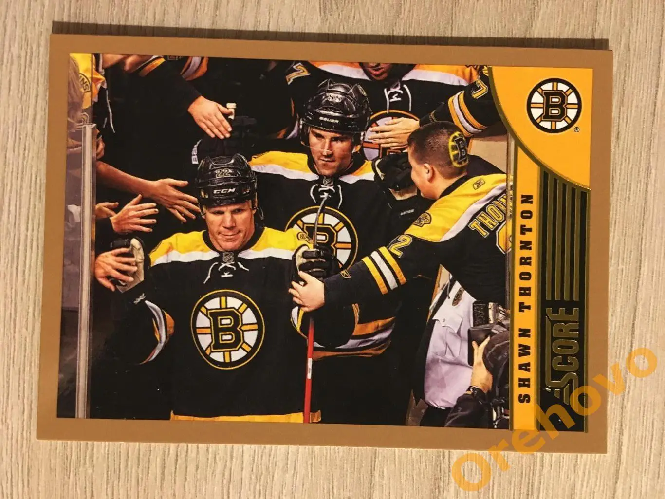 SHAWN THORNTON Бостон No. 28 gold 2013-14 Score Panini