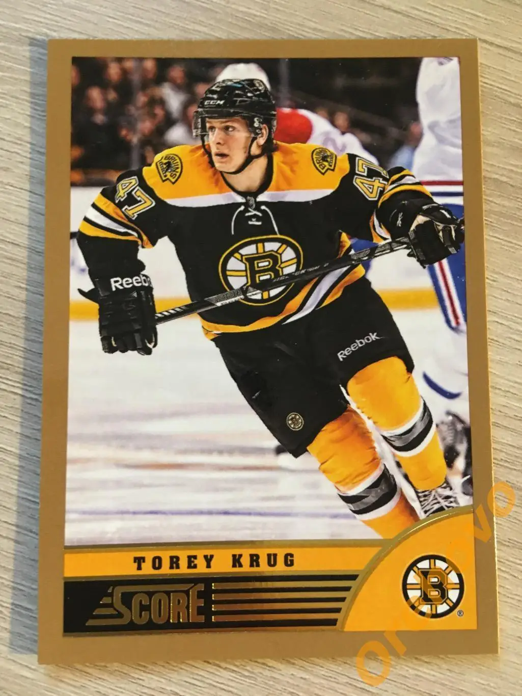 TOREY KRUG Бостон No. 38 gold 2013-14 Score Panini